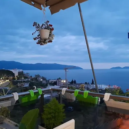 Apartman In , Uji I Ftohte Near Lungo Mare